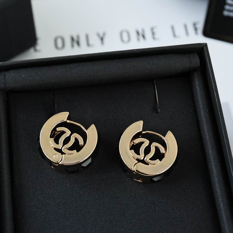 Chanel Earring 05yxs25